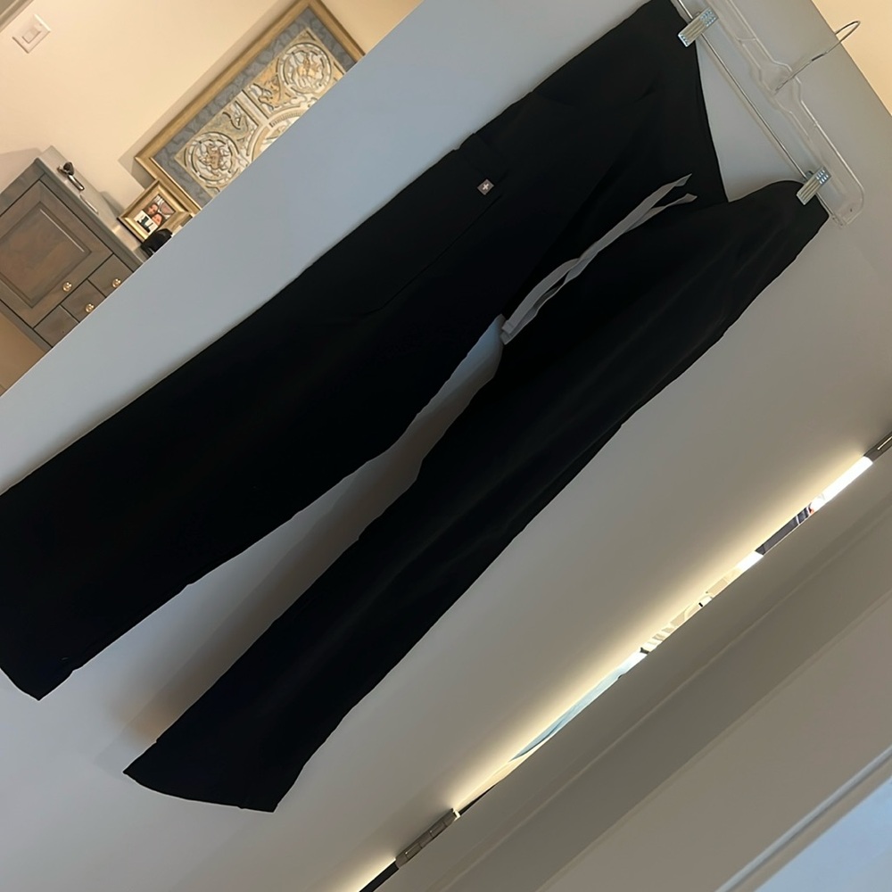 FIGS black scrub pant sz L